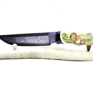 Cuchillo de Caza de Acero Damasco Mosaico y Mango de Colmillo de Morsa con Scrimshaw