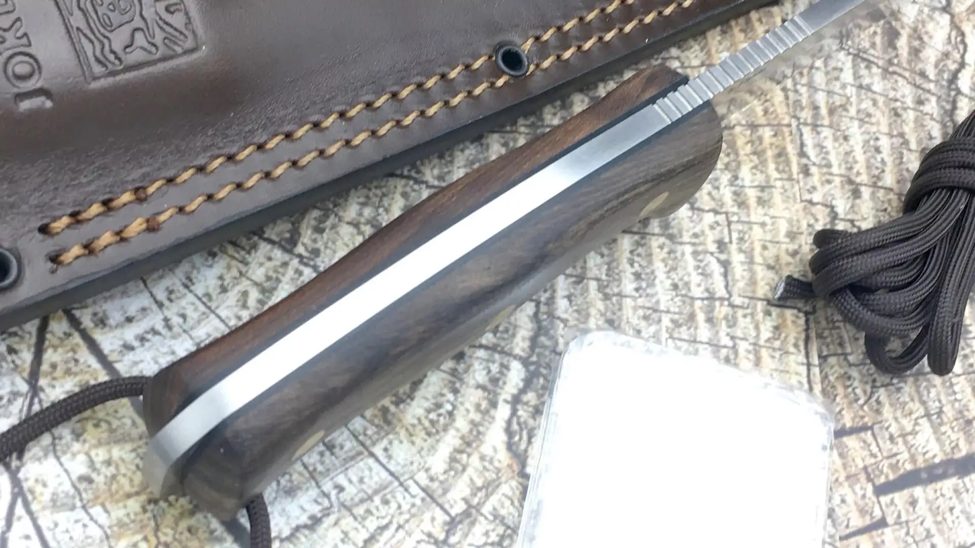 Cuchillo de Supervivencia Joker Nomad 6.5" con Mango Nogal - Imagen 7